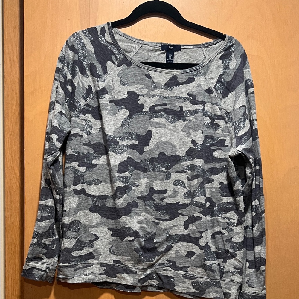 GAP Gray Camouflage Long Sleeve Shirt